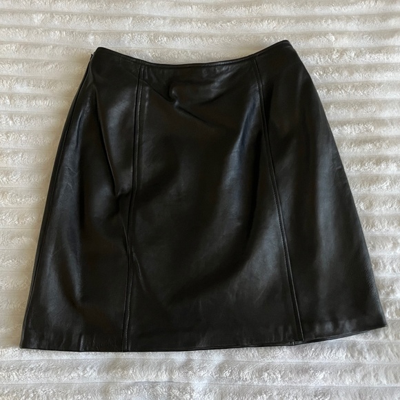 JACQUELINE FARRAR Black Leather Jacket and Skirt EUC - Picture 8 of 16